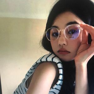 Meet your Posher, Deirdre